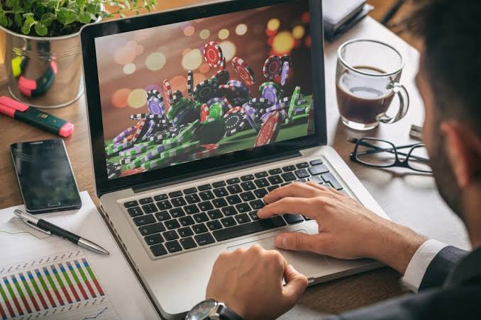 Τα Καλύτερα Online Καζίνο Ο Απόλυτος Οδηγός για Διασκέδαση και Κερδίζοντας Τα Καλύτερα Online Καζίνο Ο Απόλυτος Οδηγός για Διασκέδαση και Κερδίζοντας